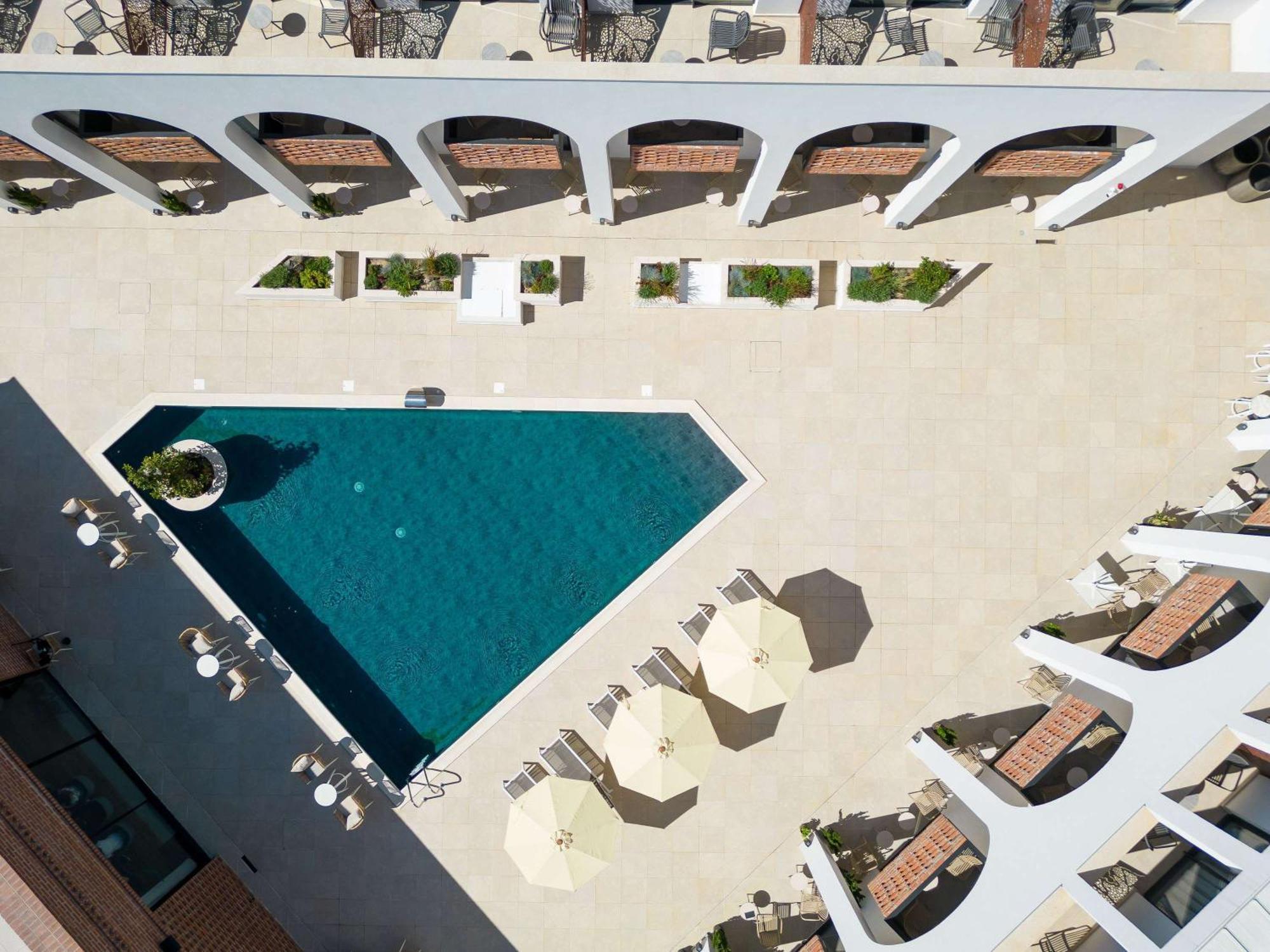 Mercure Conacul Cozieni Pasarea Екстериор снимка