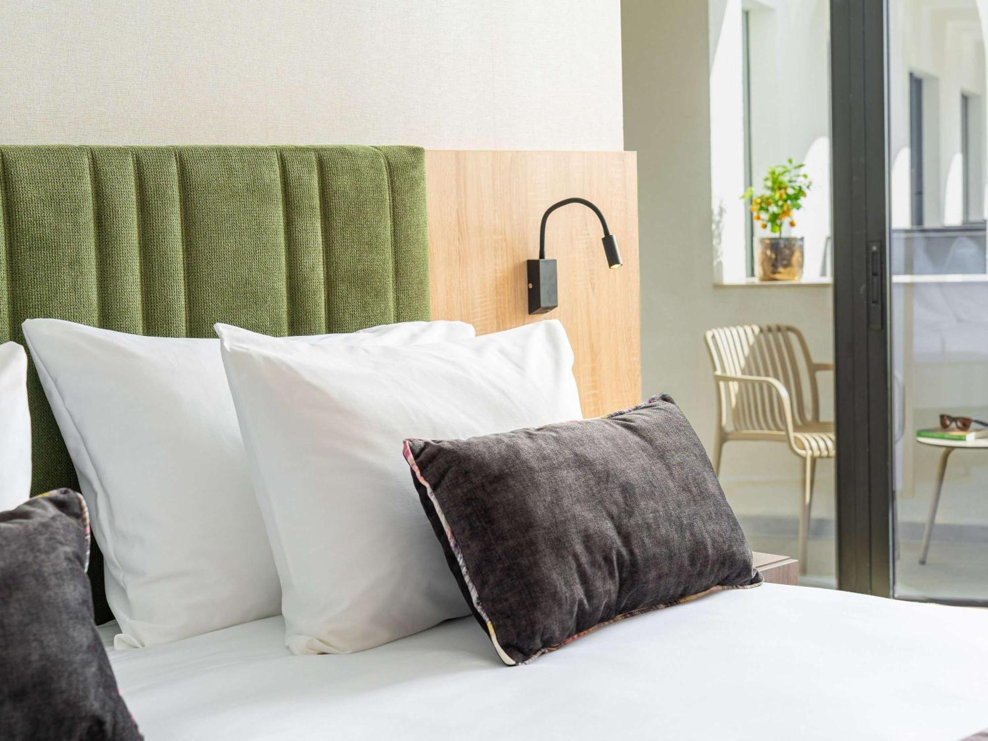 Mercure Conacul Cozieni Pasarea Екстериор снимка