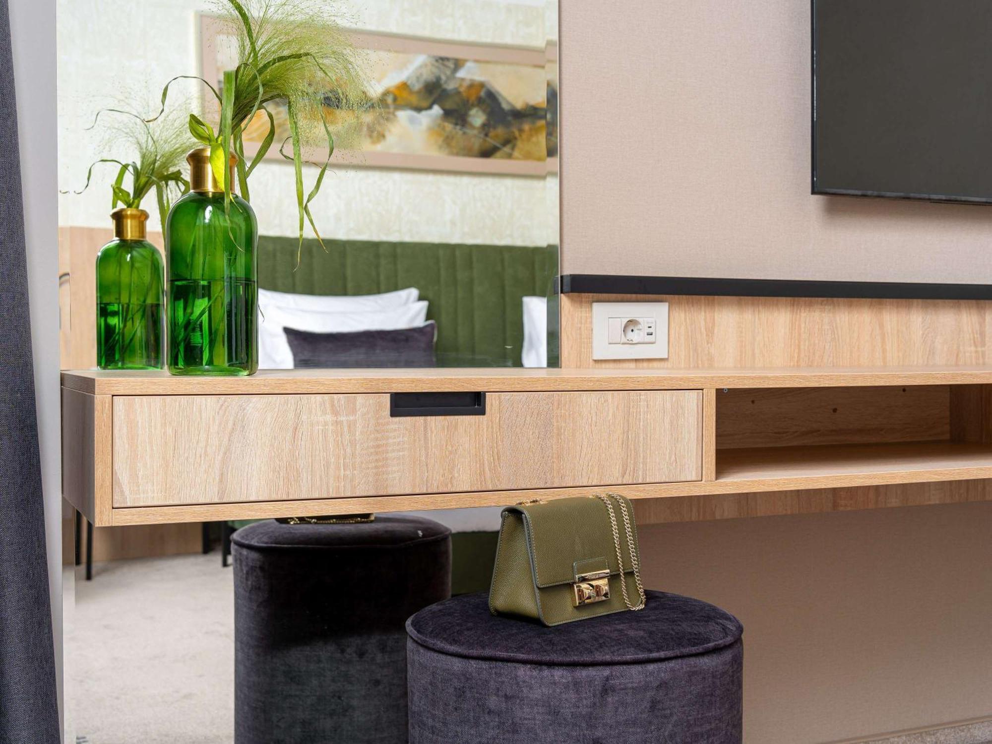 Mercure Conacul Cozieni Pasarea Екстериор снимка